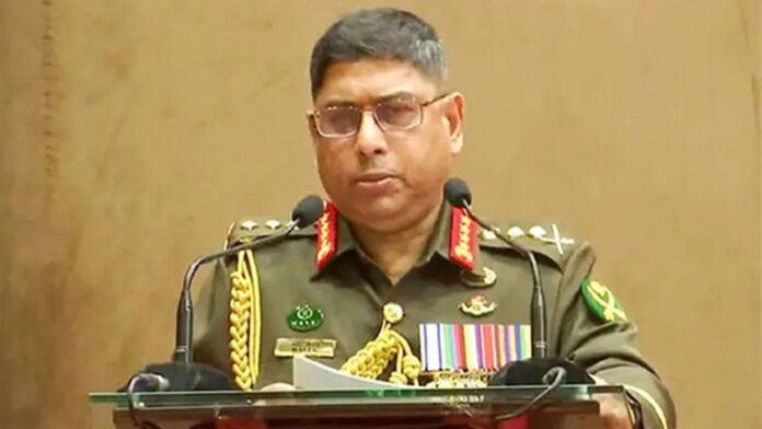 সেনাবাহিনী প্রধান জেনারেল ওয়াকার-উজ-জামান